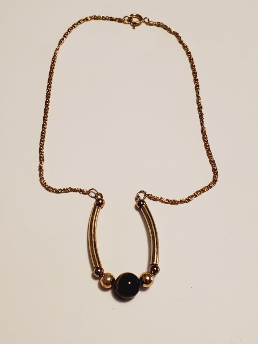 1 Gold Choker Necklace, item # A -2353, wt. 6grams. - Picture 2 of 8